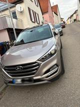 Hyundai Tucson - Hyundai TUCSON Kombi Gebrauchtwagen