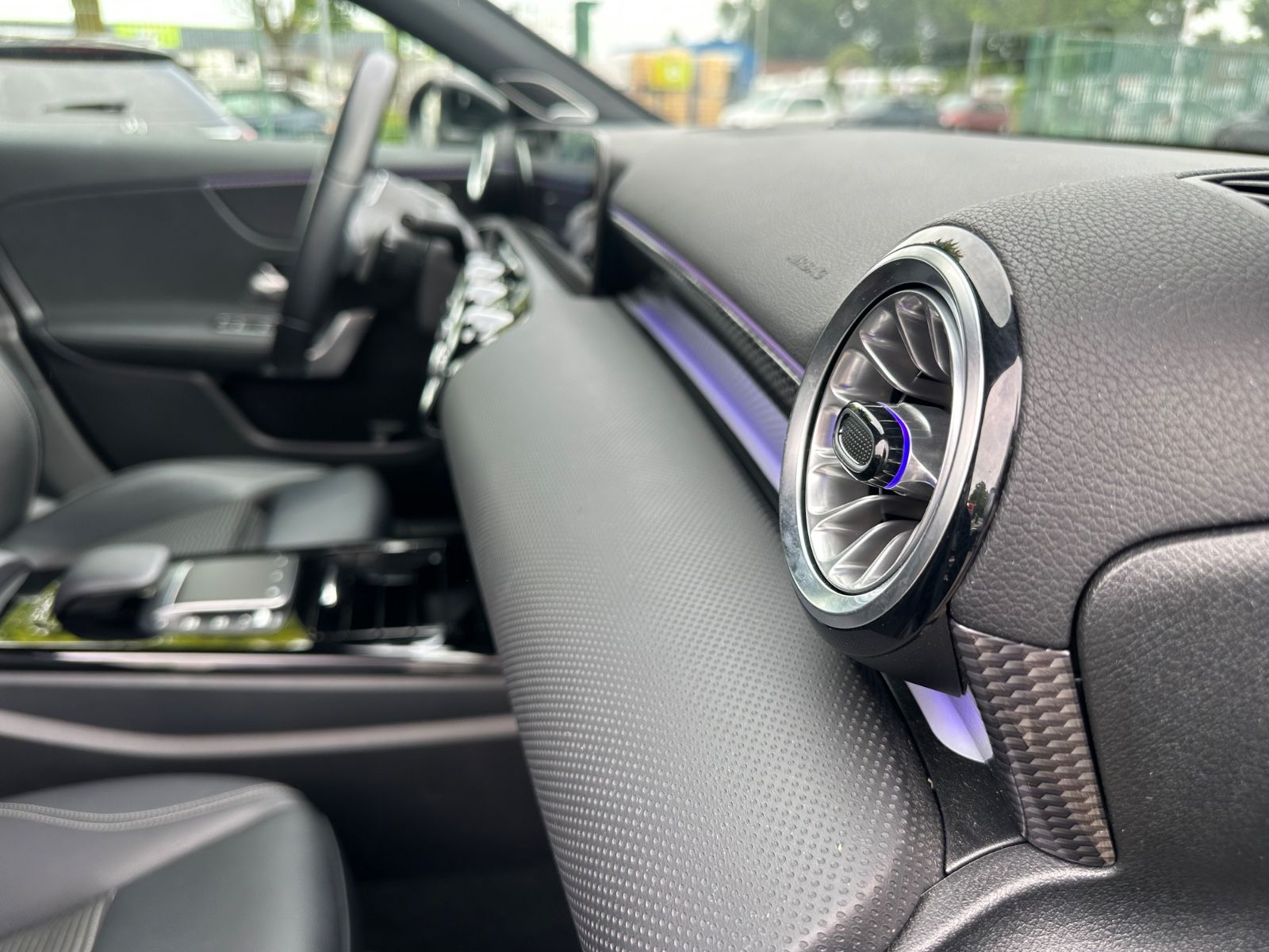 Mercedes-Benz A 250 e DCT Progressive LED Kamera Ambiente foto 13