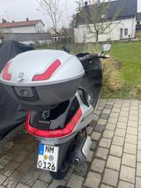 Piaggio X8 200 - PIAGGIO ROLLER 200