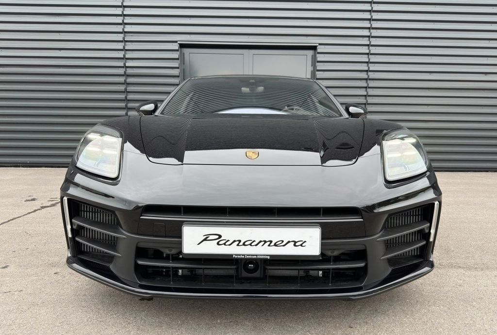 Image of Porsche Panamera