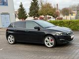 Peugeot 308 GT Alcantara* Navi* Massage Sitze* - Peugeot 308 Gebrauchtwagen in Saarbrücken