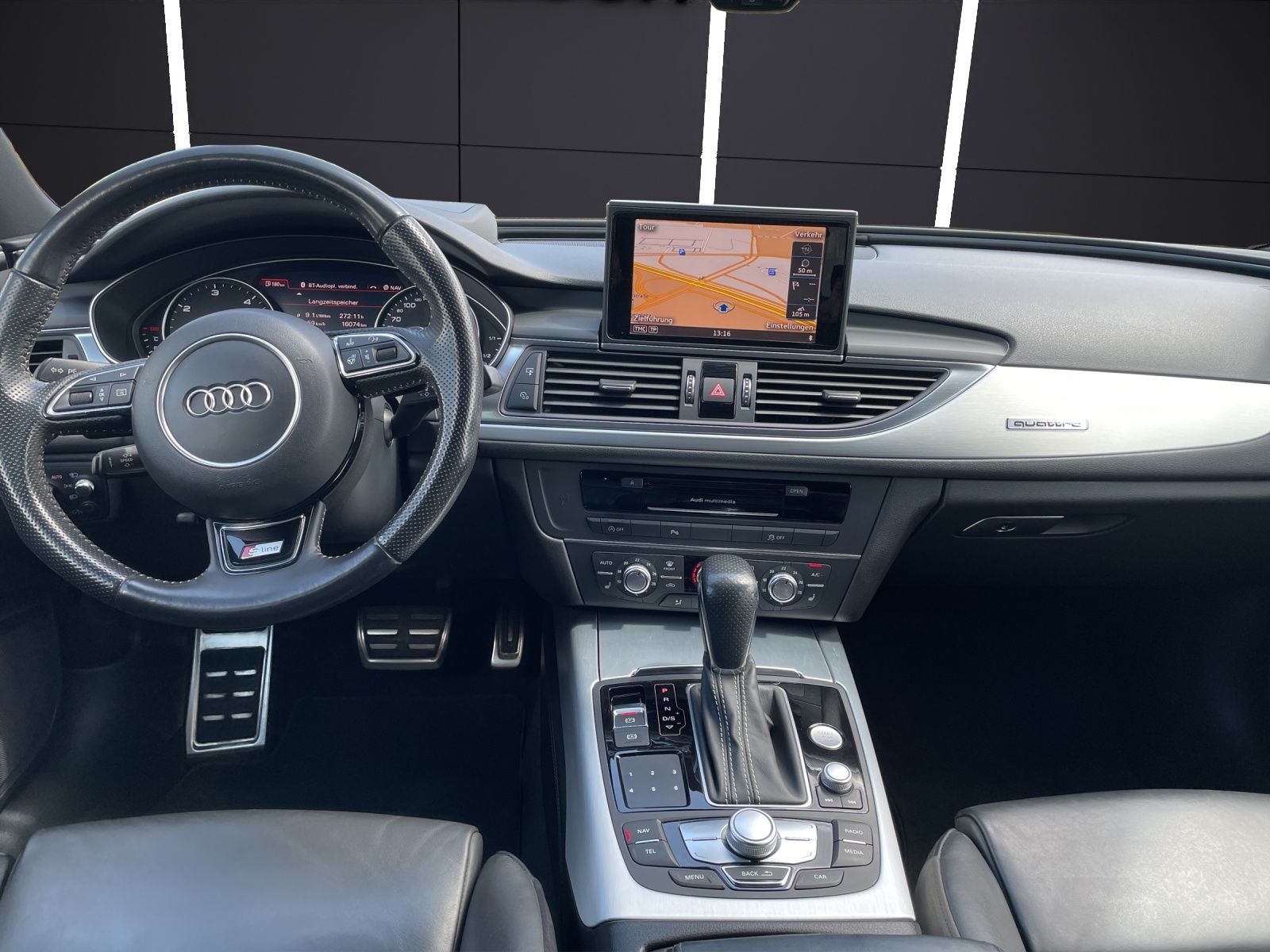 Fahrzeugabbildung Audi A6 Avant S-Line TDI LED 20" AHK STH SHZ HuD PDC