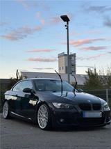 BMW E93 330d 2008 HU Neu - BMW 330 aus 2008: 330d