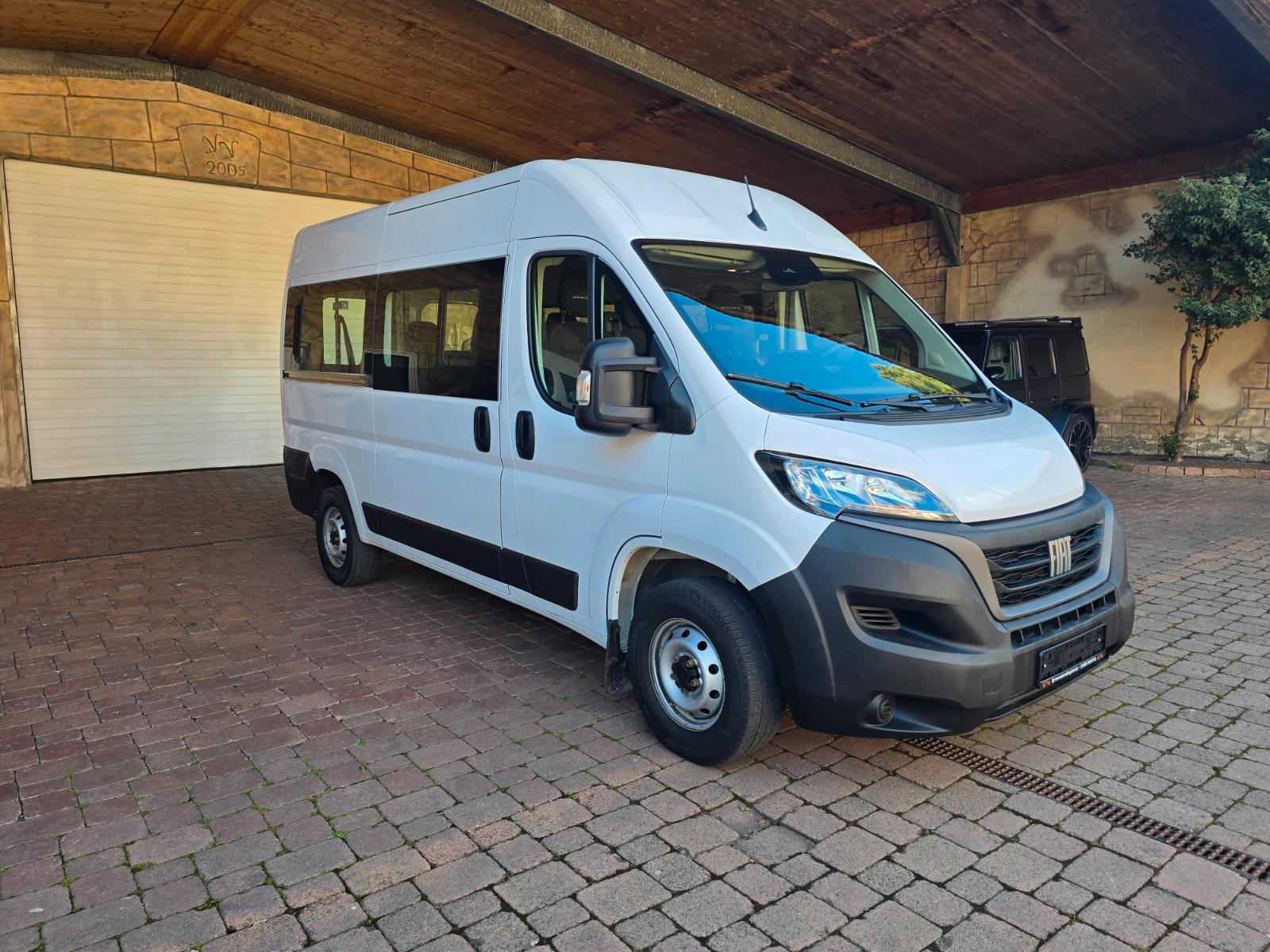 Fiat Ducato 9 Sitzer/ 10"Navi/Rückfahrkamera/Keyless