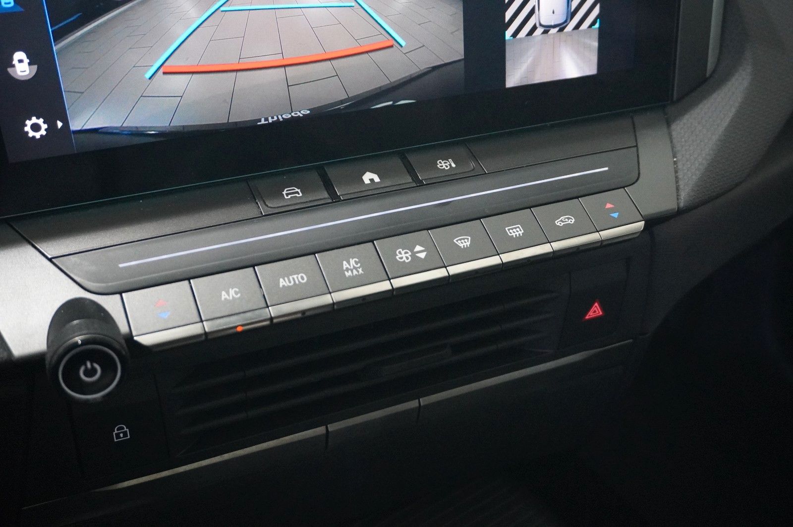 Fahrzeugabbildung Opel Astra L Lim. 1.2T ELEGANCE NAVI/LED/KAMERA/SPORT