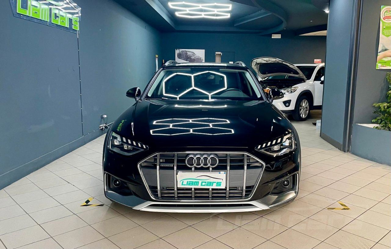 Audi A4 Allroad 45 2.0 tfsi mhev Identity Contra imagem 2