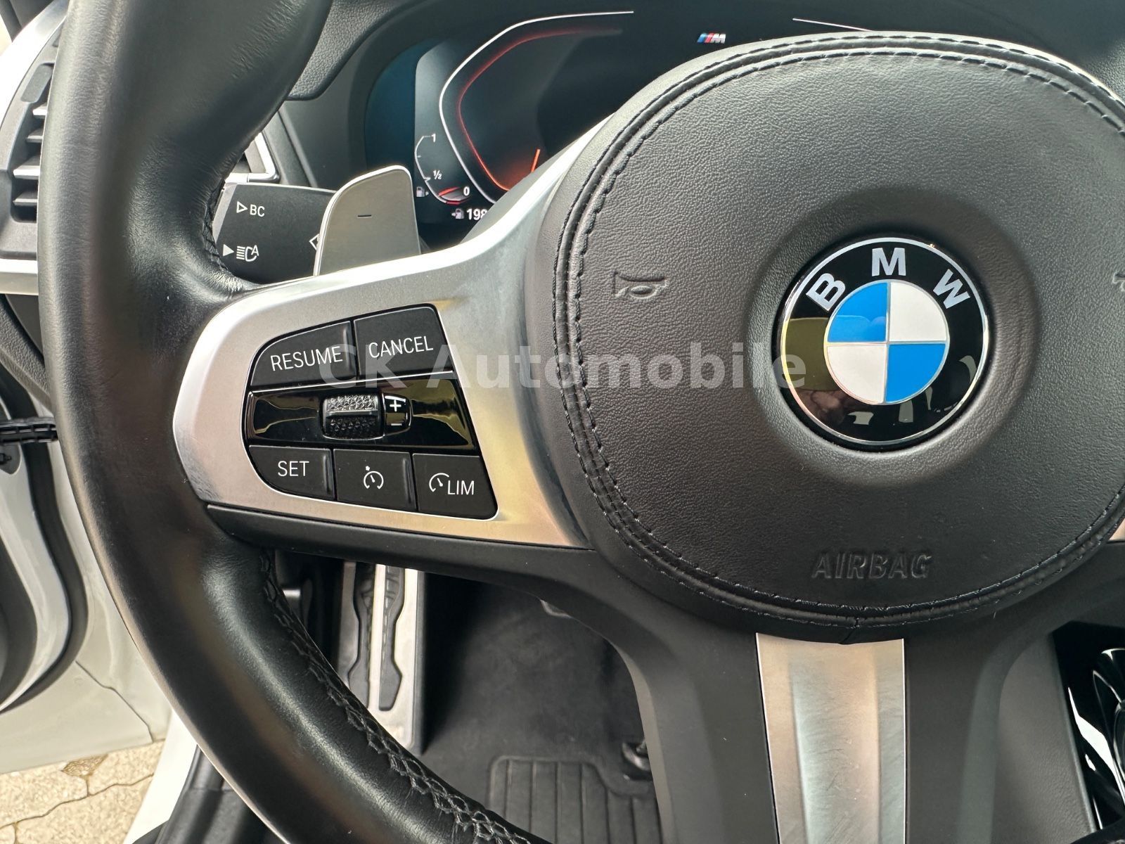 Fahrzeugabbildung BMW X3 xDrive30 i M-Sport/Shadow-Line/Navi/Kam./LED