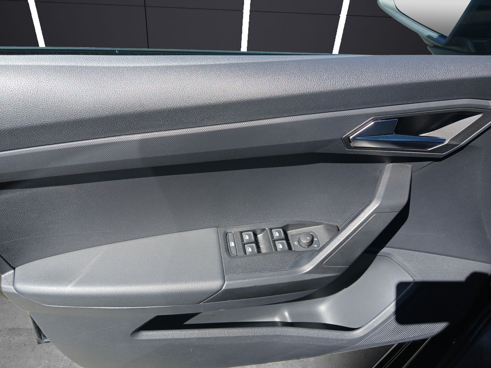 Fahrzeugabbildung SEAT Ibiza TSI Style LED Climatronic GRA PDC SH LM