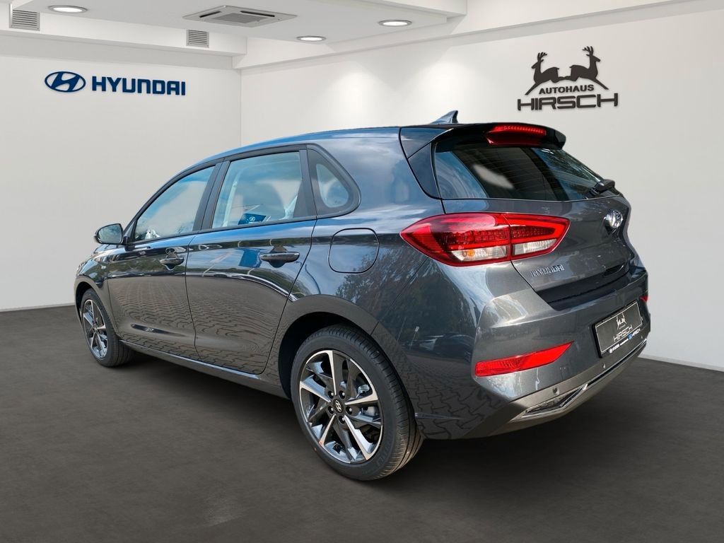 Fahrzeugabbildung Hyundai i30 1.5 Trend Mild-Hybrid 7-DCT LED Smart Key