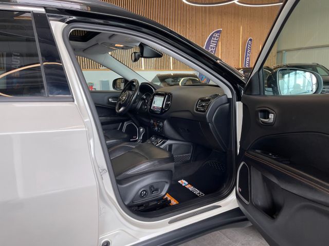 Jeep Compass Limited 4WD Aut. *NAVI*LEDER*AHK*LEDER*