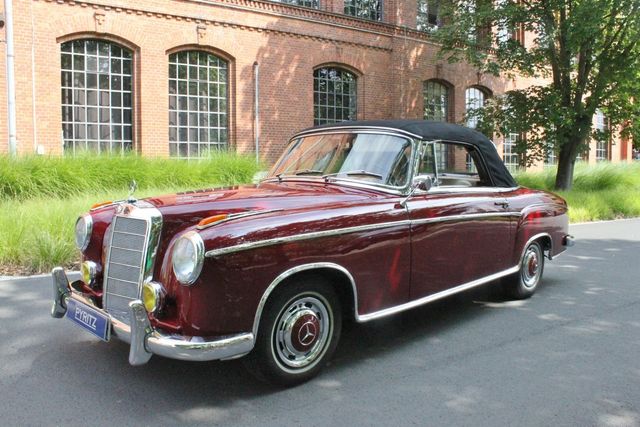 Mercedes-Benz 220 SE Ponton