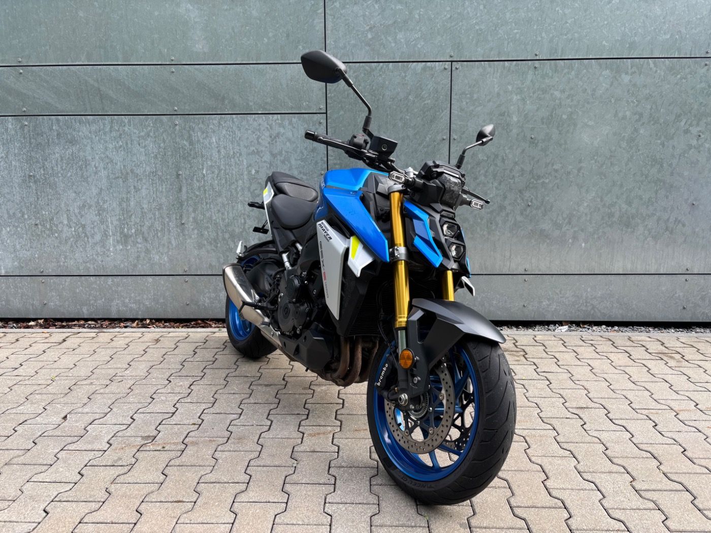 Fahrzeugabbildung Suzuki GSX-S 1000