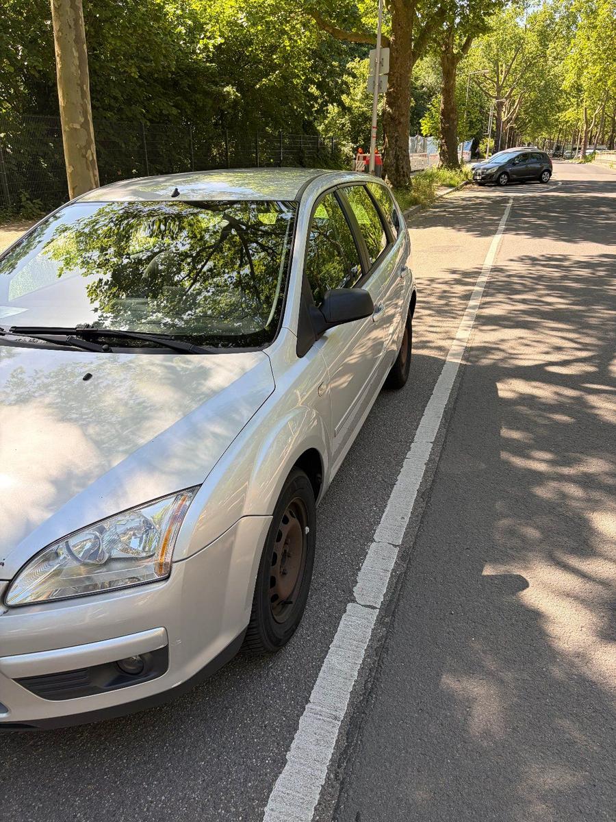 Ford Focus 2007 — photo 7