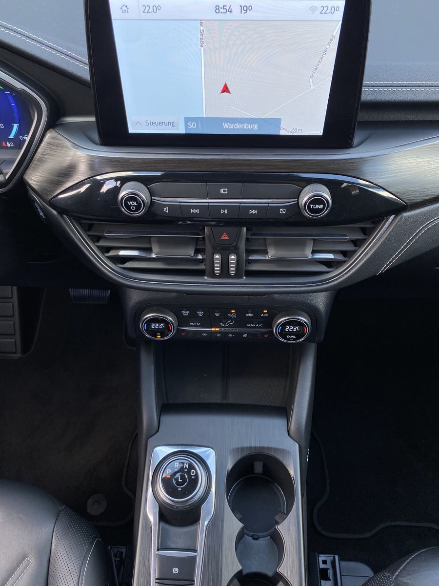Fahrzeugabbildung Ford Kuga 2.5 Duratec PHEV Vignale NAV+LED+AHK+B&O+VC