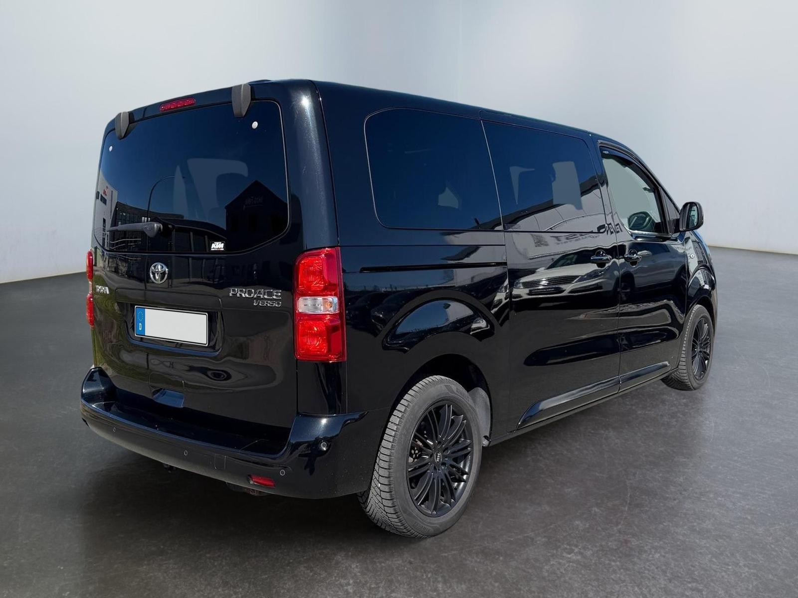 Toyota Proace Verso 2.0 D-4D L1 Team D AHK beide. Tü...