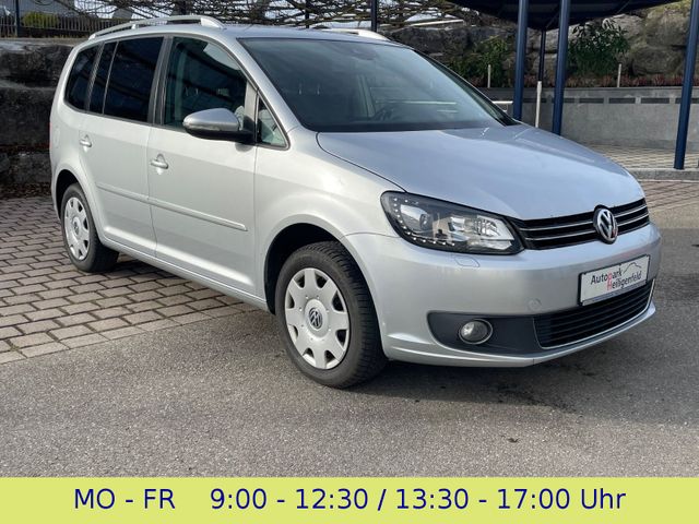 Volkswagen Touran 2.0 TDI DSG Highline Navi BiXenon PDC SHZ