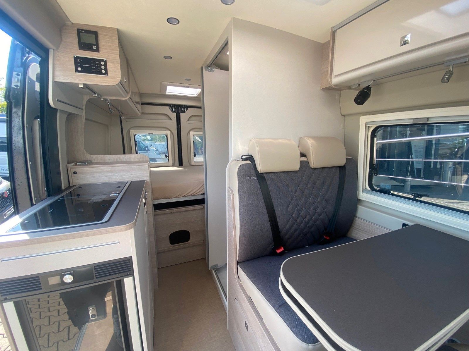 Fahrzeugabbildung Bürstner Campeo C 540 Attractive*Markise*Navi*RFK*Safety