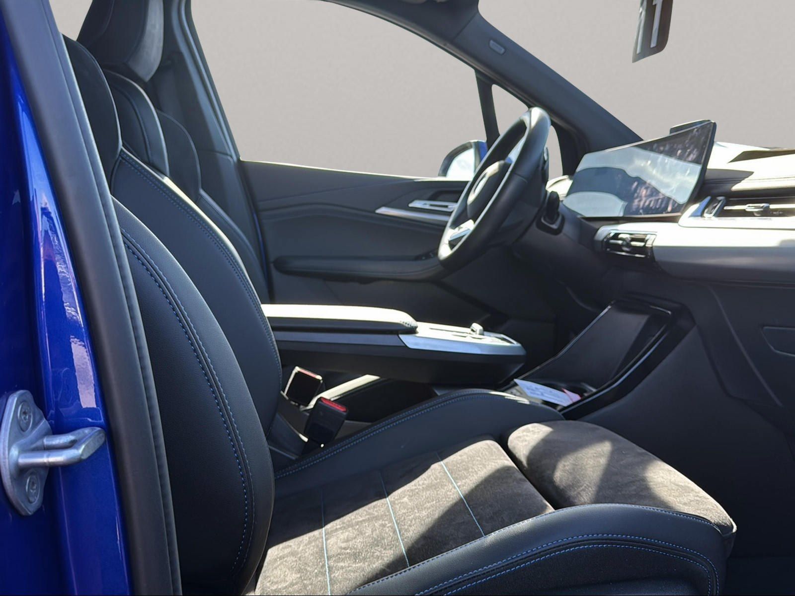 BMW 223 Active Tourer - Bild 7