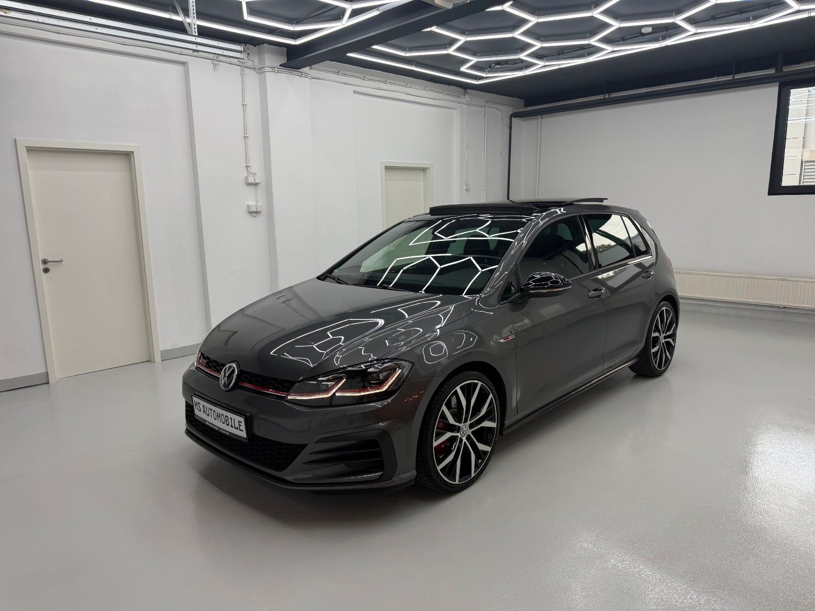 Volkswagen Golf VII Lim. GTI Performance*ACC*PANO*R.KAM* foto 17