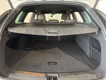 Fotografie des Opel Insignia Sports Tourer 2.0 Diesel 4x4 AT Ultimat