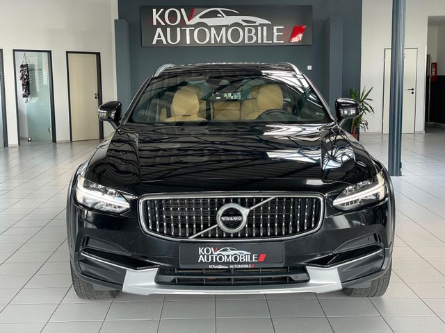 Volvo V90 Cross Country AWD/Pano/LED/Geartronic/