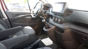 Renault Trafic Bus 2,0 BLUE dCi 150 PS 3,0t mit AHZV 8 S