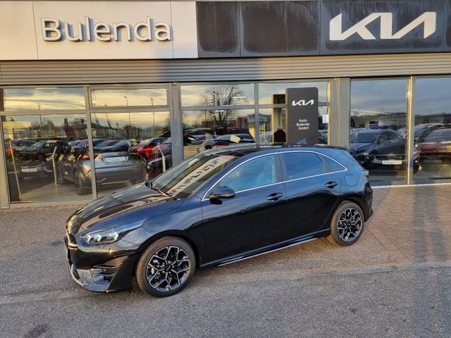 Kia CEED_5 1.5T DCT GT-LINE TECHNO LEDER PANO