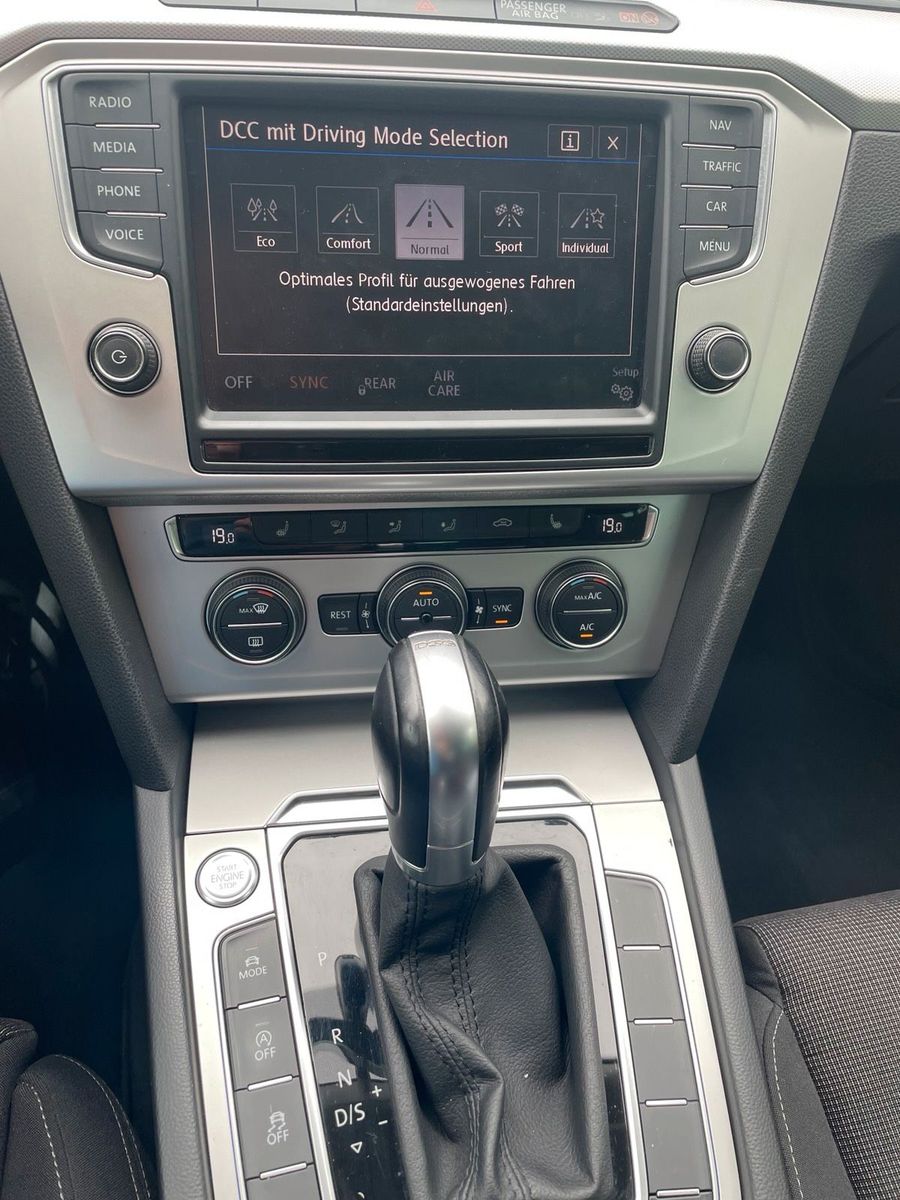 VW Volkswagen Passat B8