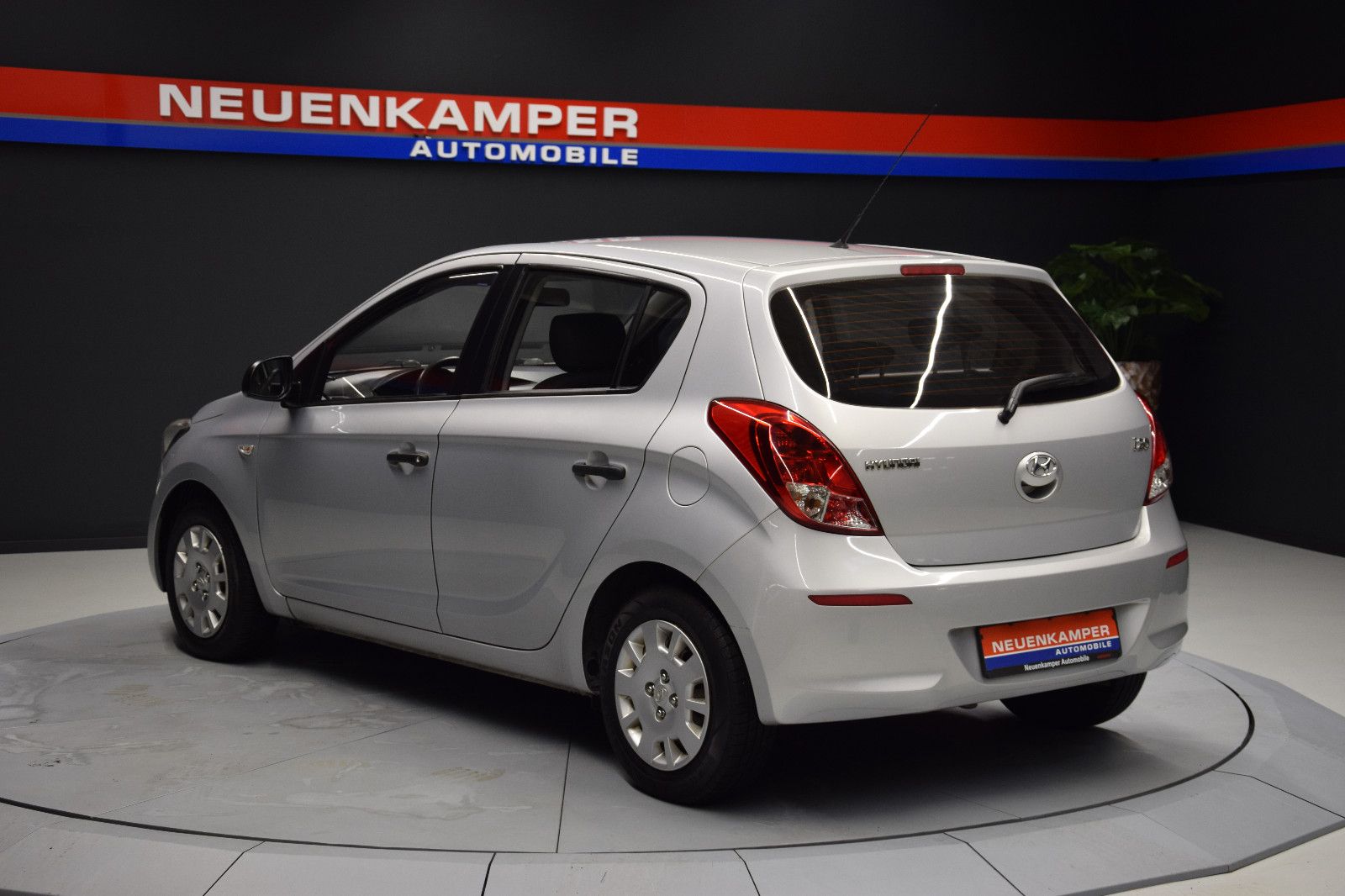 Fahrzeugabbildung Hyundai i20 Edition-Paket Silver Klima 4-Tür el.Fenster