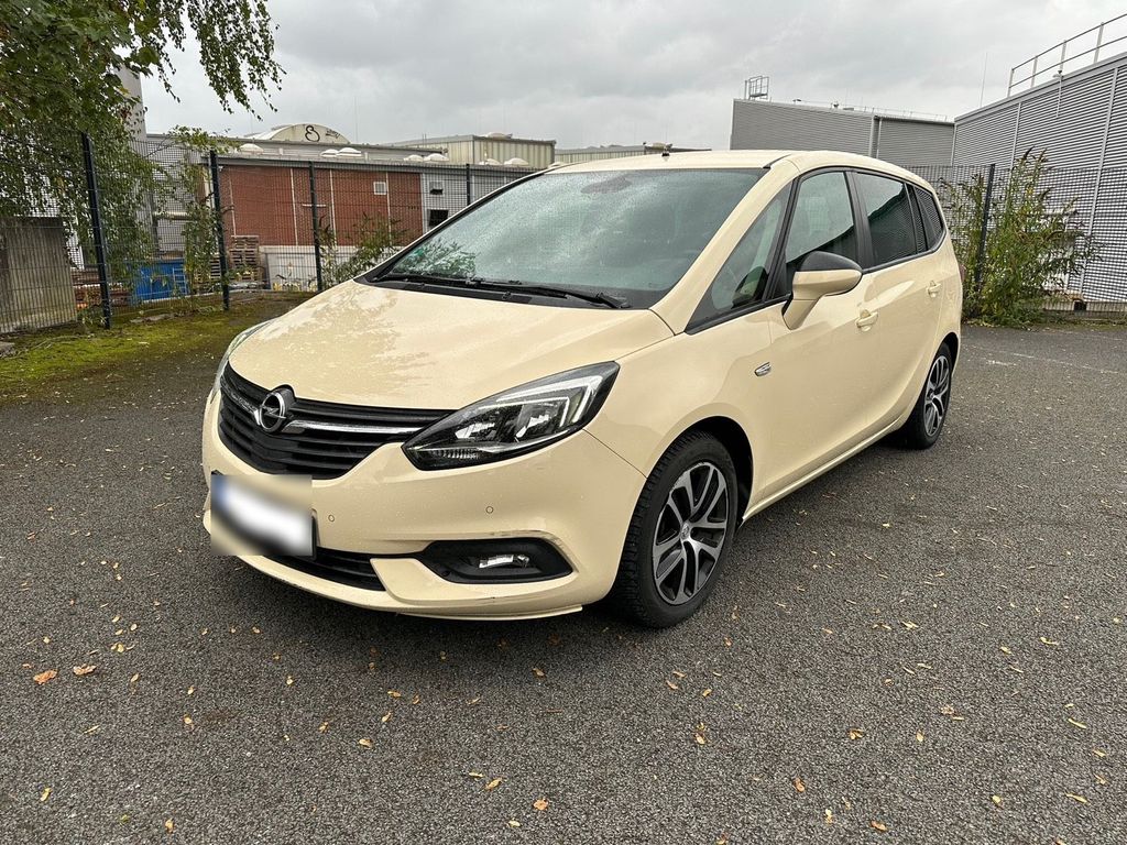 Image of Opel Zafira Tourer