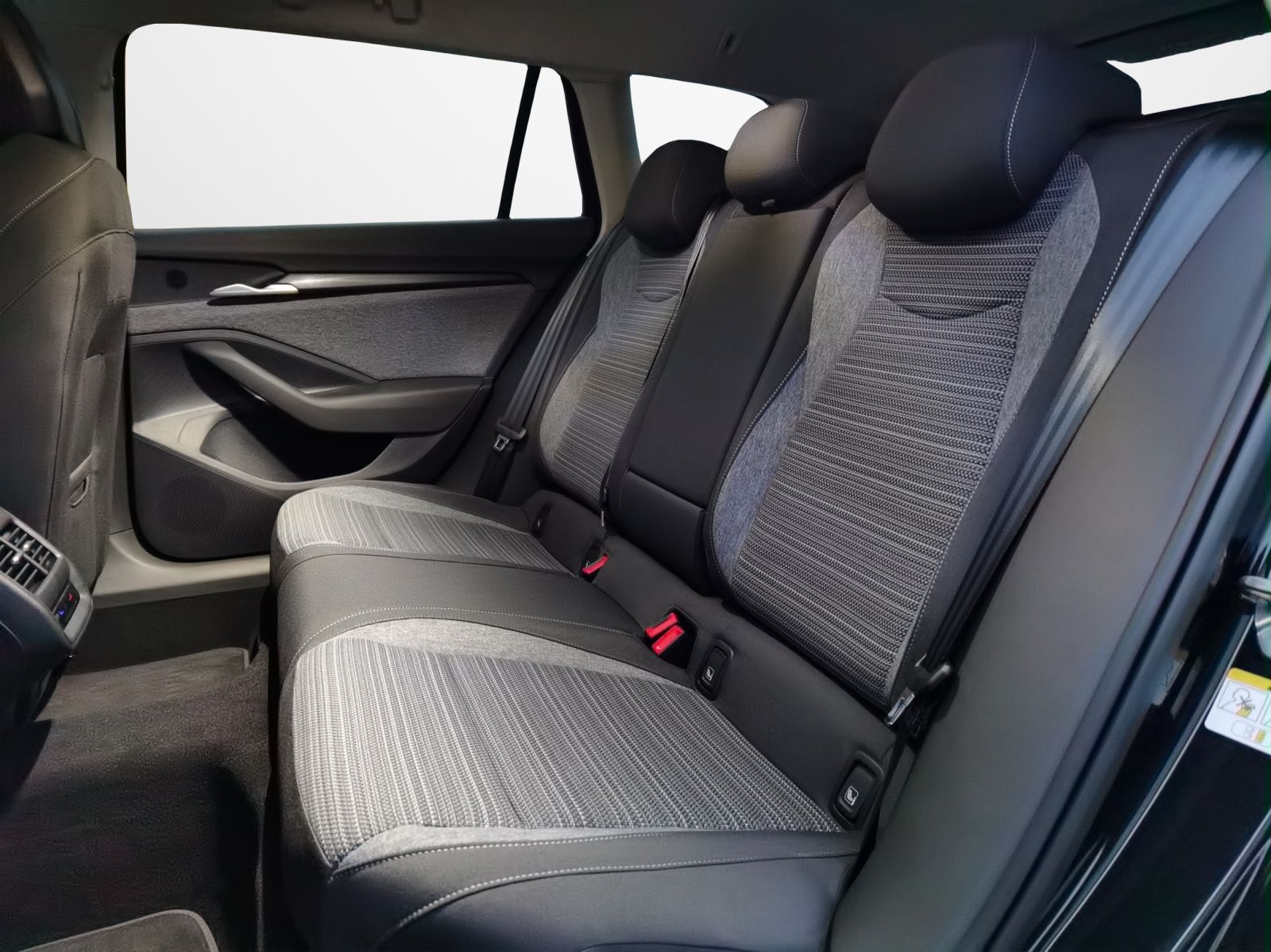 Skoda Superb - Bild 12