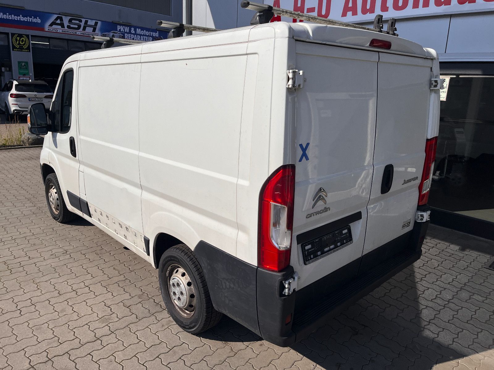 Fahrzeugabbildung Citroën Jumper Kasten 30 L1H1 PROLINE BlueHDi 110