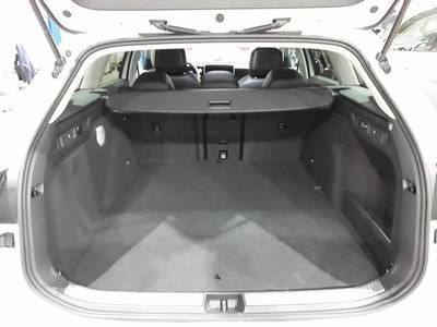 Volkswagen Passat - Bild 6