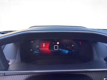 Peugeot 2008 1.2 PureTech 130 Allure AHK+Kam.+KeyLess