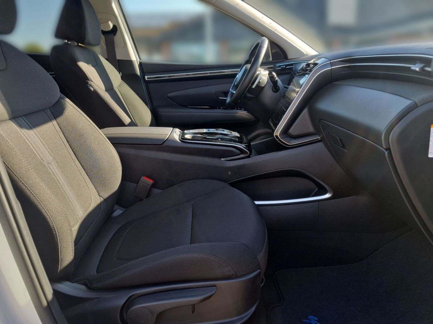 Fahrzeugabbildung Hyundai Tucson Trend NEW Hybrid 1.6 T-GDi 230PS 6-AT 4WD