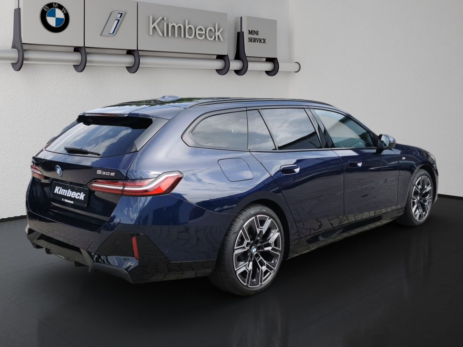 BMW 530e xDrive Touring M SPORT INDIVI TANSANITBLAU imagem 3