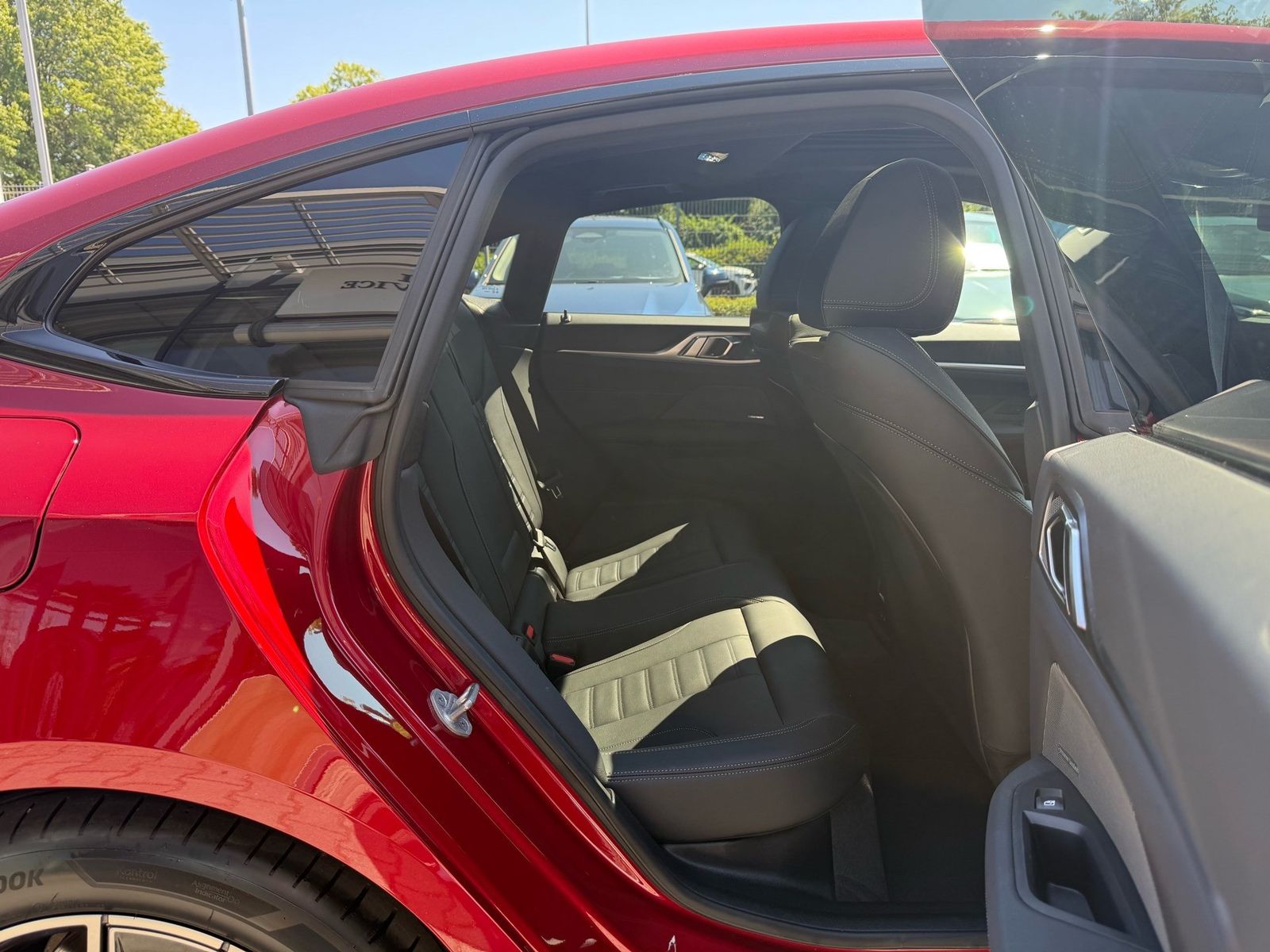 BMW i4 - Bild 21