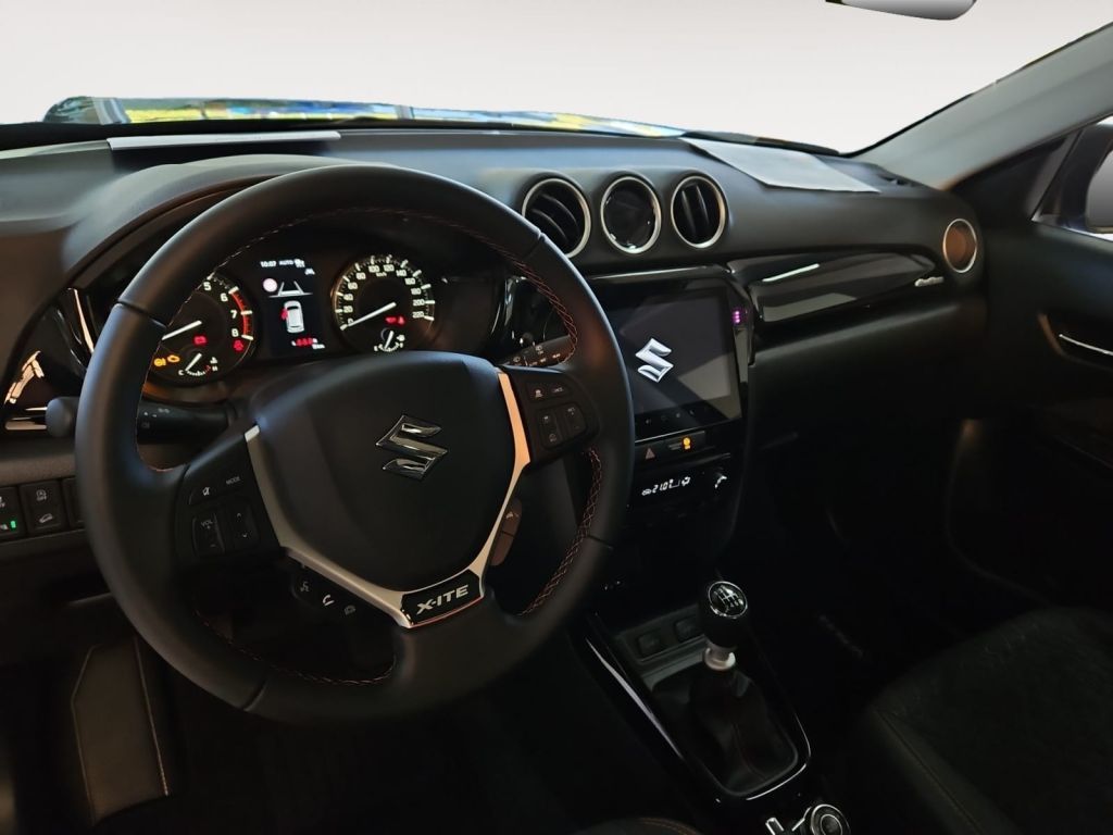Fahrzeugabbildung Suzuki Vitara 1.4 Hybrid Allrad Comfort+ X-ITE