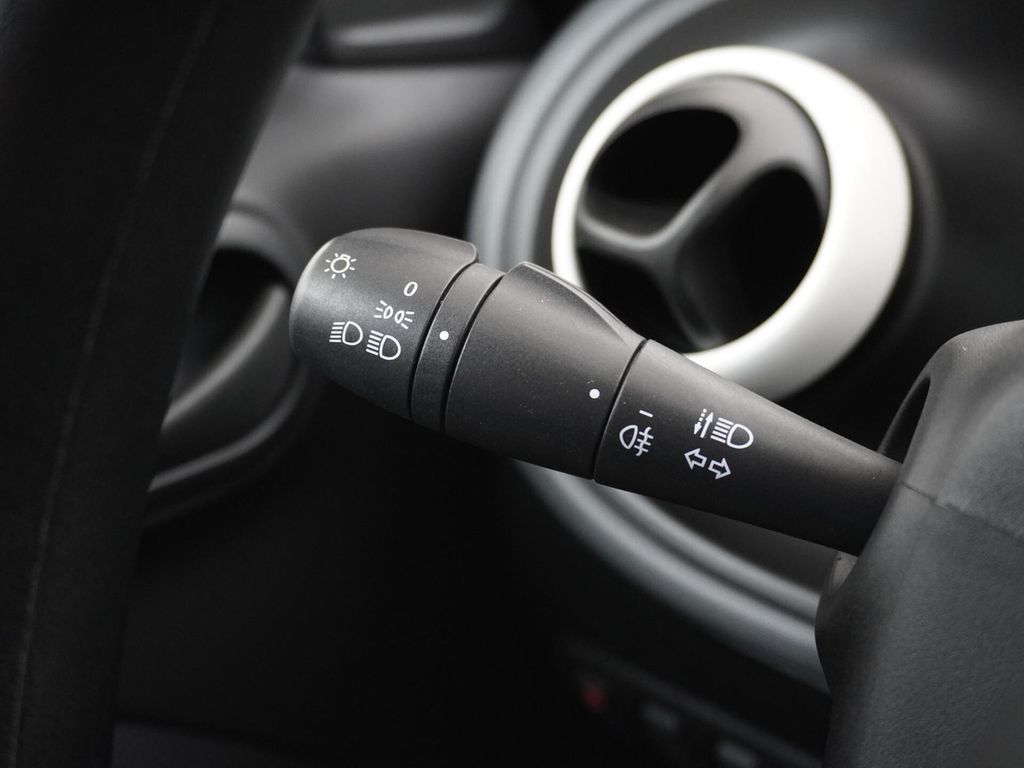 Smart Forfour 1.0 Business Solution automatik 1e besit