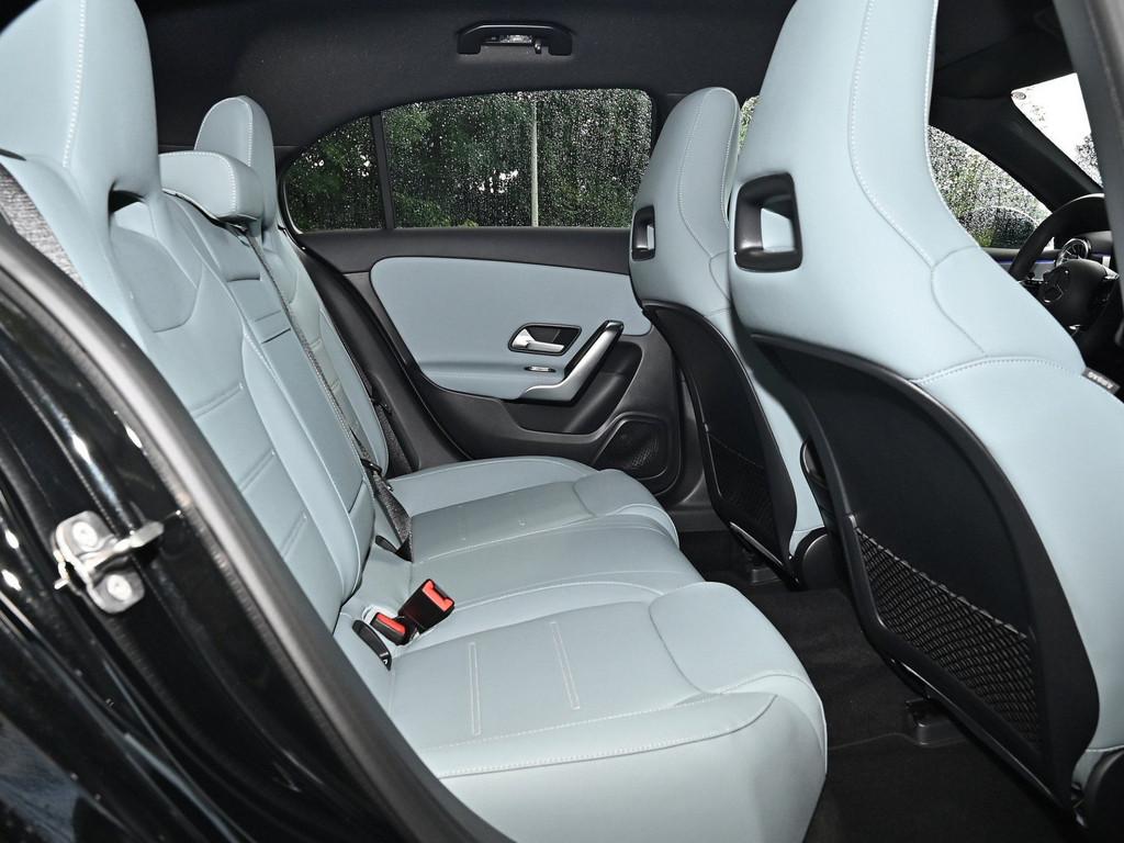 Mercedes-Benz A 250 e AMG Sport Advanced+ HUD LED 360° NAVI BT