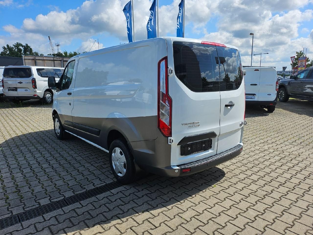 Fahrzeugabbildung Ford Transit Custom Kasten 300 L1
