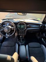 MINI John Cooper Works John Cooper Works - MINI John Cooper Works: Privatanbieter