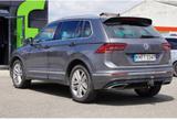 Volkswagen Tiguan 2.0 TSI 162kW DSG BMT 4MOTION Highlin... - Volkswagen Tiguan mit Benzin-Antrieb: Leder, Navigationssystem, Geländewagen