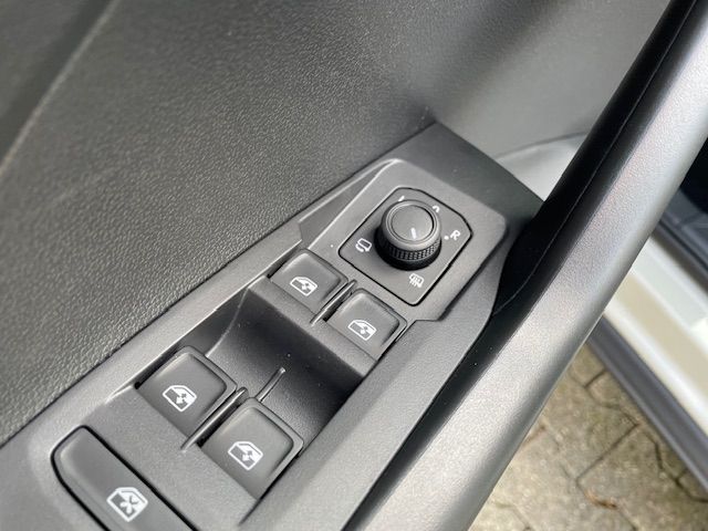 T-Cross 1.0 TSI Life IQ Drive Navi LED ACC Apple