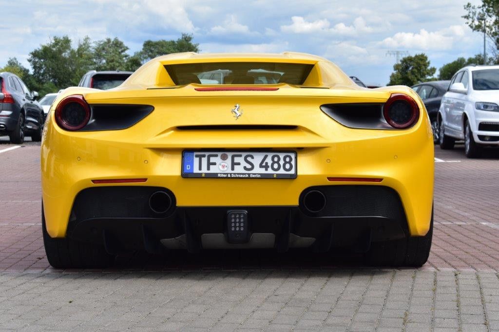 Fahrzeugabbildung Ferrari 488 Spider*Lift*NAV*Racing*RFK*MWST