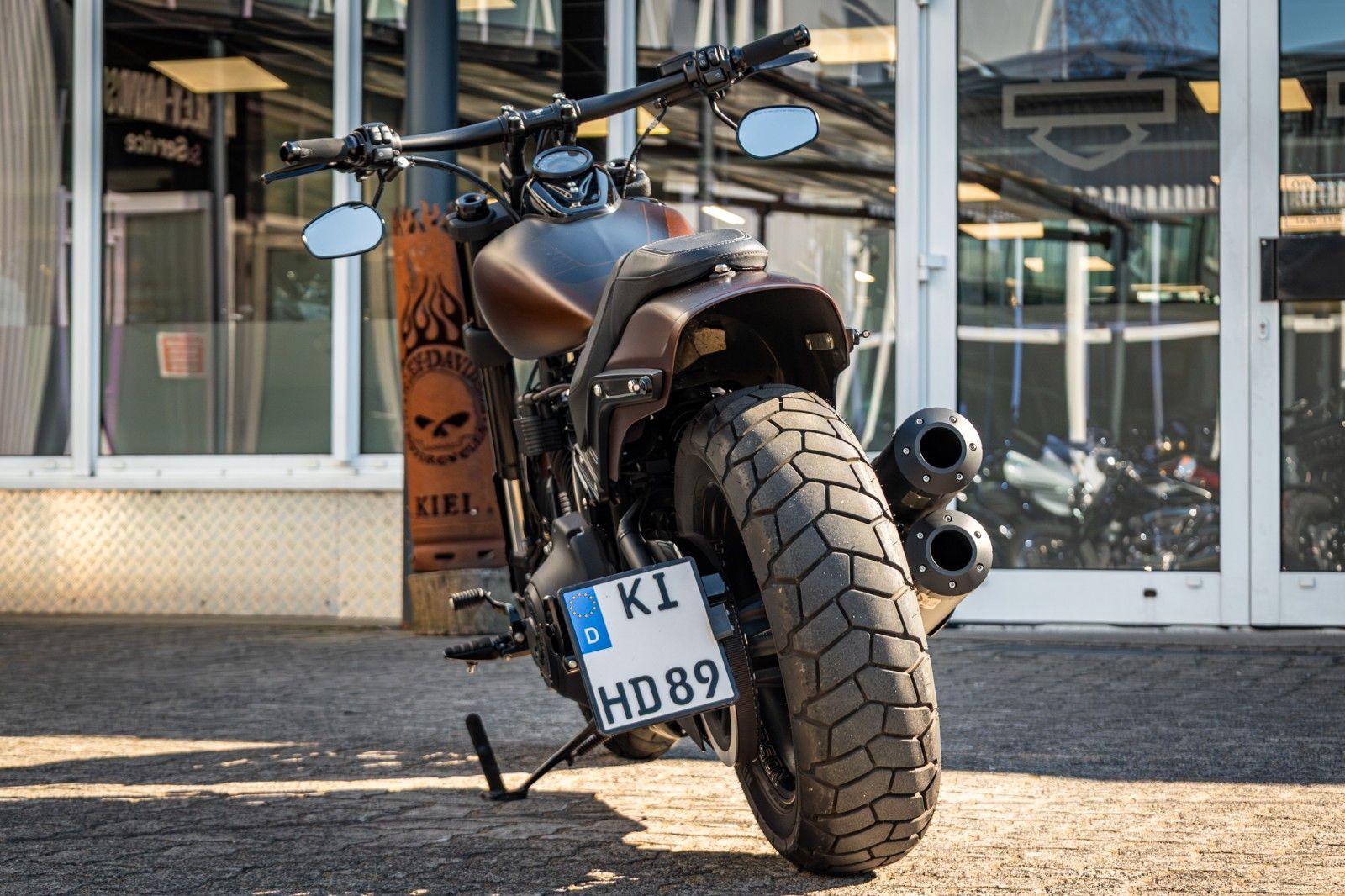 Fahrzeugabbildung Harley-Davidson FXFBS FAT BOB 114 CUI SOFTAIL - Penzl -