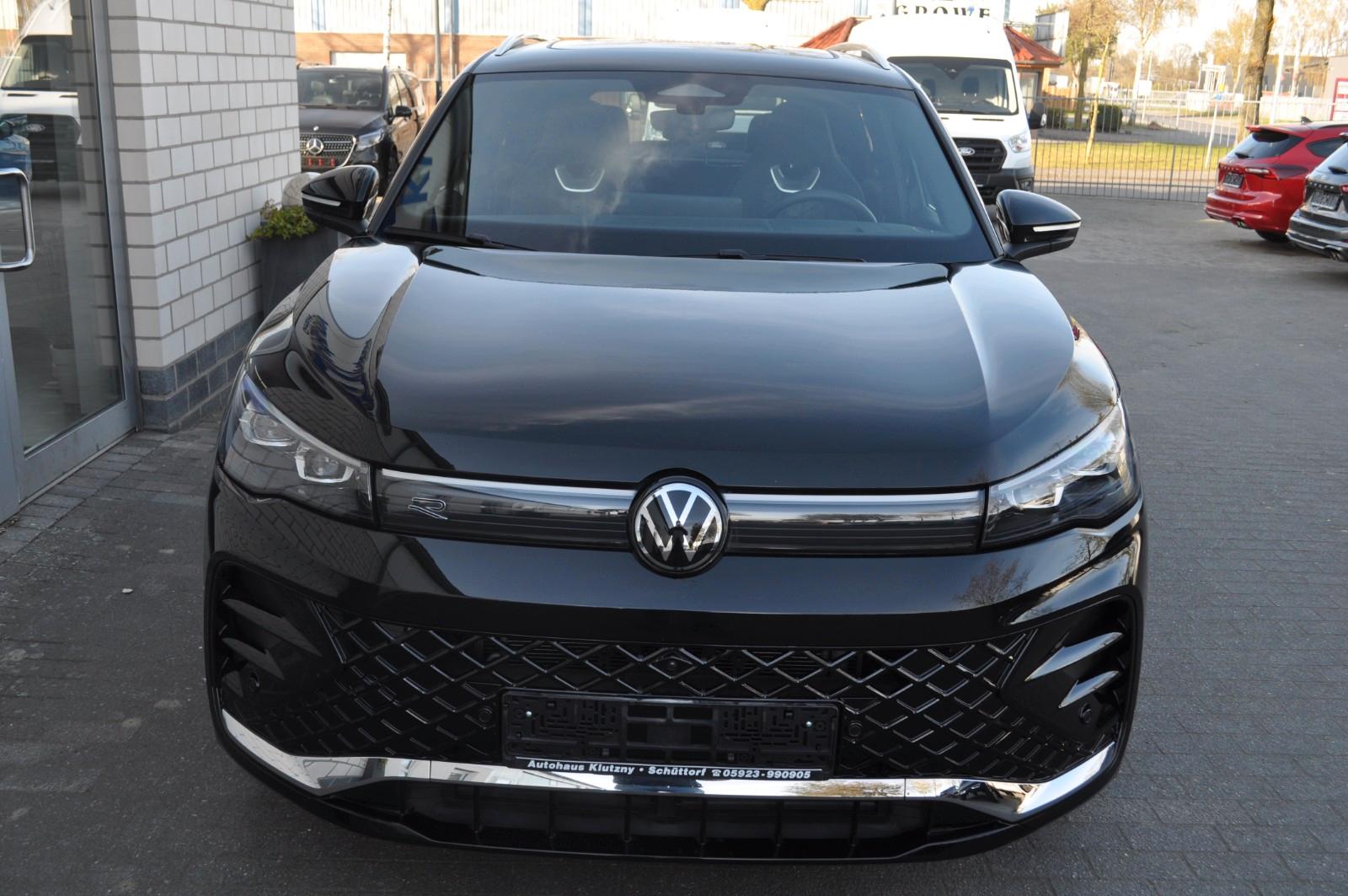 Volkswagen Tiguan 2.0 TDI  4Motion R-LINE/PANORAMA/AHK/GJR