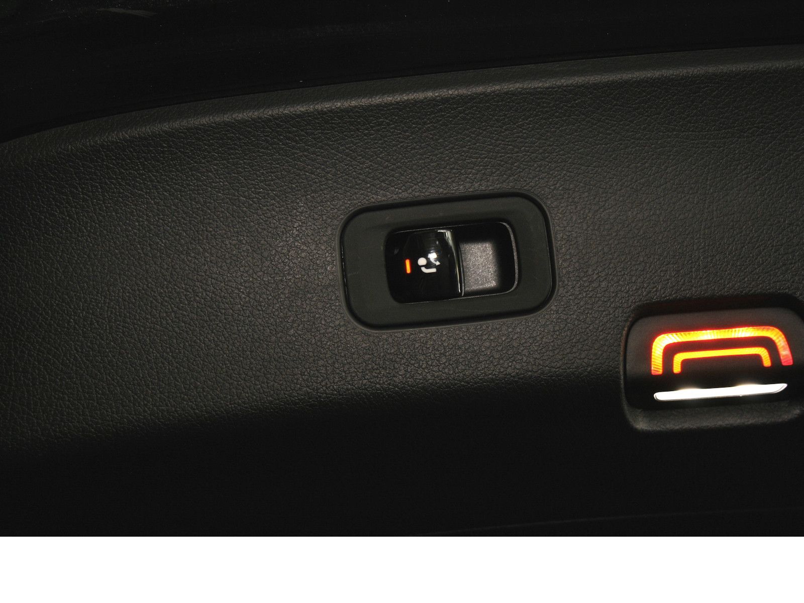 Fahrzeugabbildung Mercedes-Benz GLC 220 d Coupe AMG Plus *AHK*Memory*Pano-Dach*