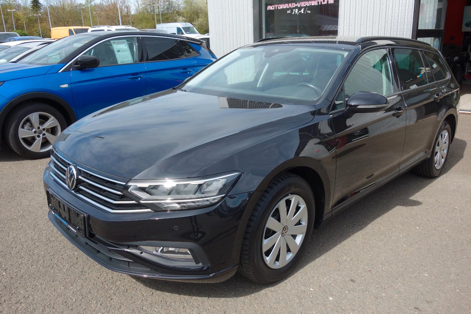 Volkswagen Passat Variant  LED AHK Kamera elektr. Heckklapp