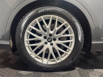 Audi Q7 - 8